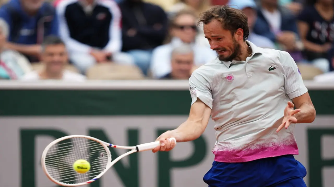 Medvedev & Rune Tersingkir di Wimbledon dari Babak Pertama
