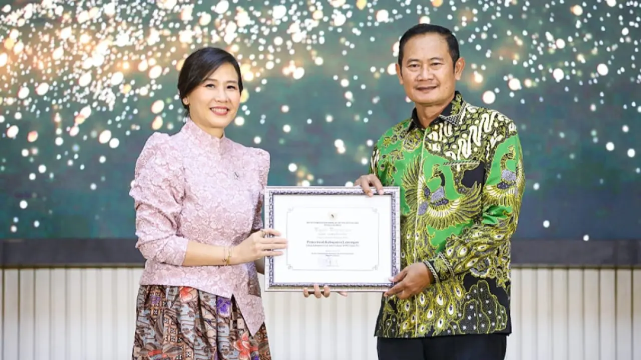 Lamongan Terima Penghargaan Kabupaten Layak Anak Nindya
