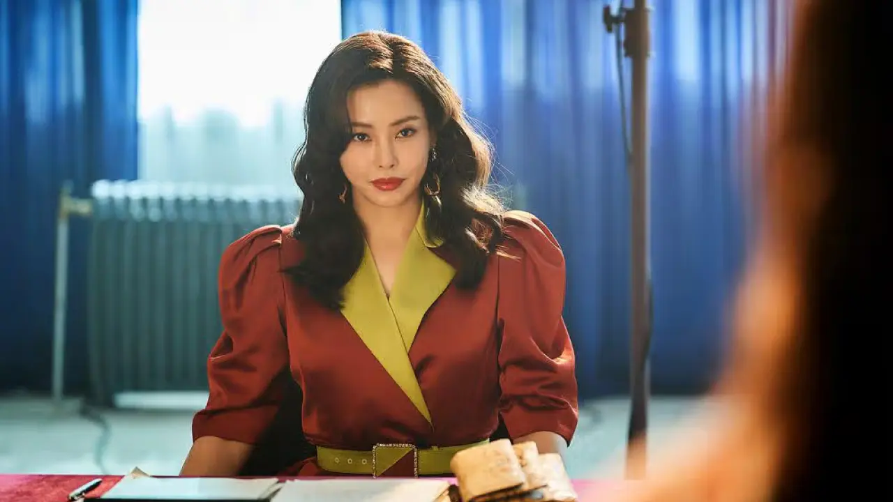 Honey Lee Diharapkan Melahirkan Agustus 2025 Sebelum Netflix Aema