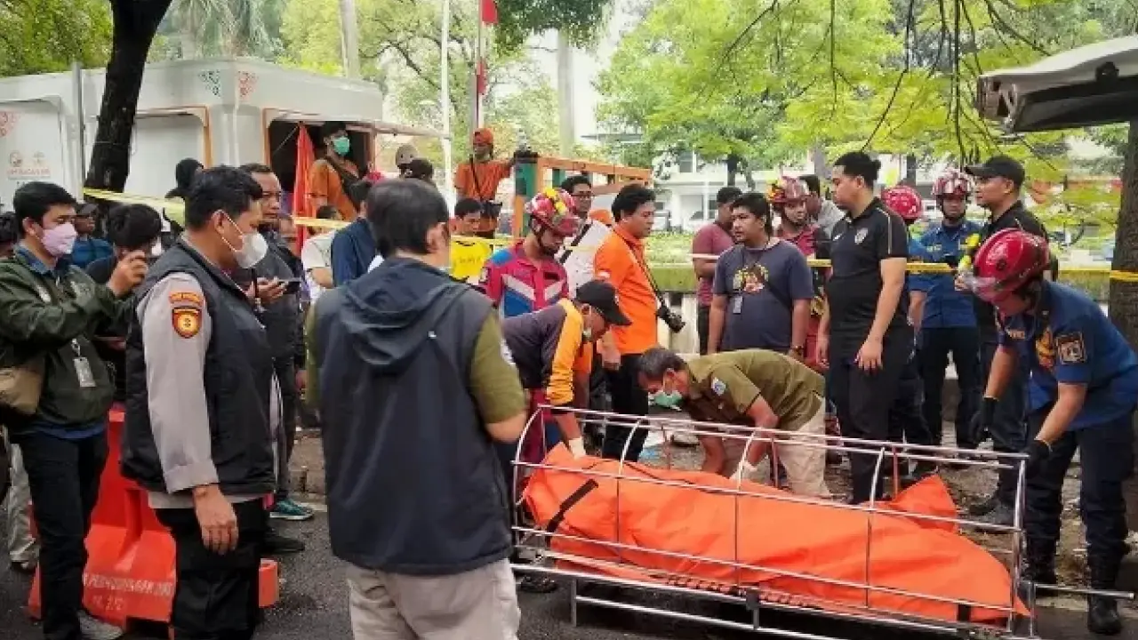 Mayat Pria Ditemukan di Kali Ciliwung, Warga Diminta Laporkan Kehilangan