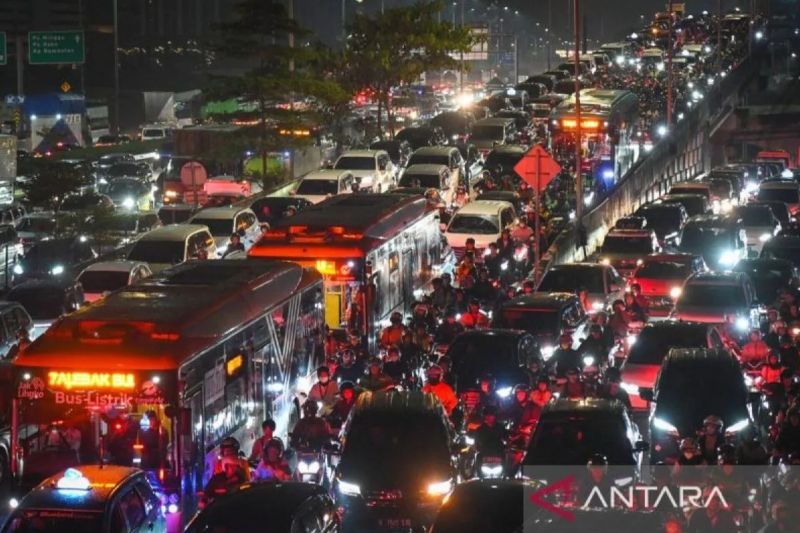 DKI kemarin: Pengaturan Lalu Lintas di TB Simatupang dan Insentif RT/RW