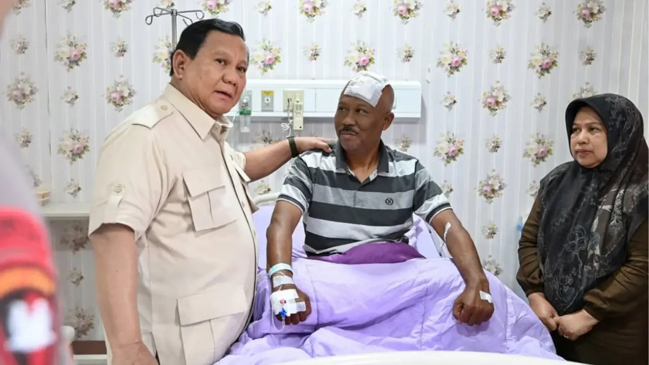 Prabowo Kunjungi Korban Ricuh Demo di RS Polri Hari Ini