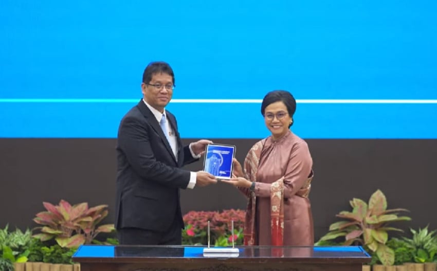 Sri Mulyani Serahkan Jabatan Menteri Keuangan ke Purbaya