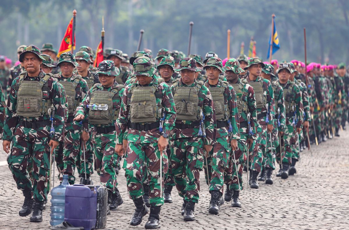 Prabowo Ingatkan TNI Agar Setia pada Rakyat, Pengamat Cemas