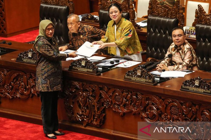 Pengesahan UU BUMN Jadi Katalis Positif untuk Emiten di Pasar Modal