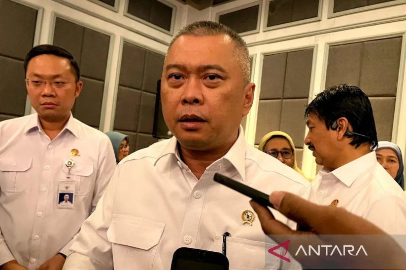 Menhub: Sektor Penerbangan Belum Hitung Kerugian Erupsi GAK